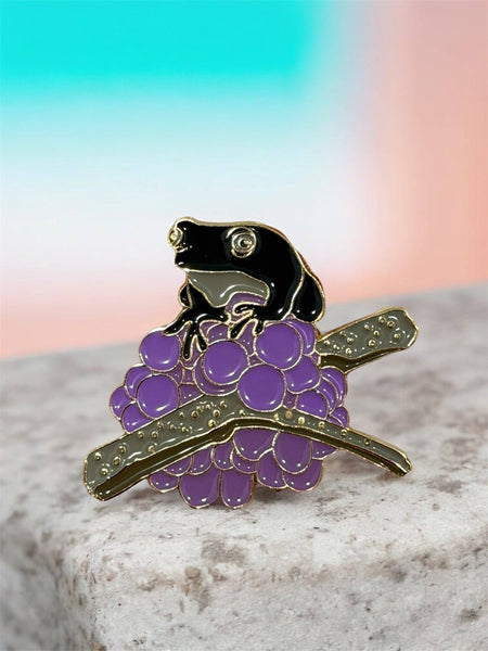 Beauty Berry & Tree Frog Enamel Pin - North Carolina native